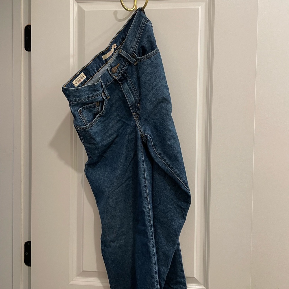 Baggy dad dark wash Levi jeans